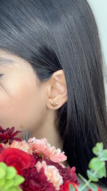 گوشواره میخی